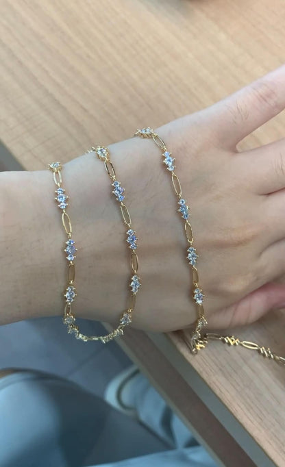 Aurelia Cluster Bracelet